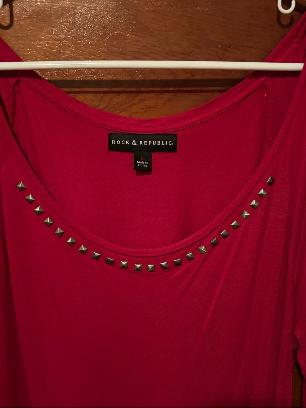Rock & Republic Pink Cold Shoulder Top - Picture 3 of 6